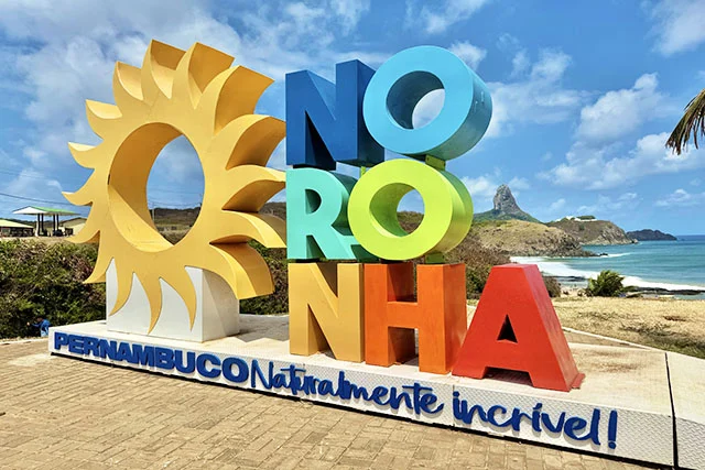 Fernando de Noronha: Aeroporto Modernizado Impulsiona Turismo de Natureza e Experiência