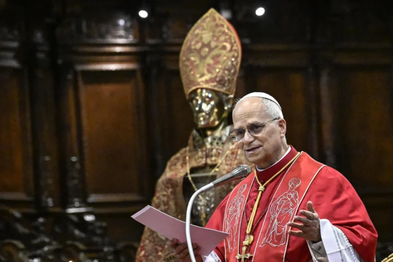 Encíclica Papal: O Que É e Por Que a Nova Carta do Papa Leão XIV Sobre IA é Tão Importante