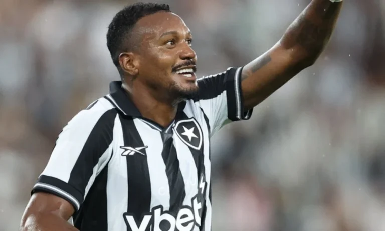 Botafogo busca liderança direta na Sul-Americana contra Independiente Petrolero: saiba onde assistir ao vivo, horário e transmissão exclusiva