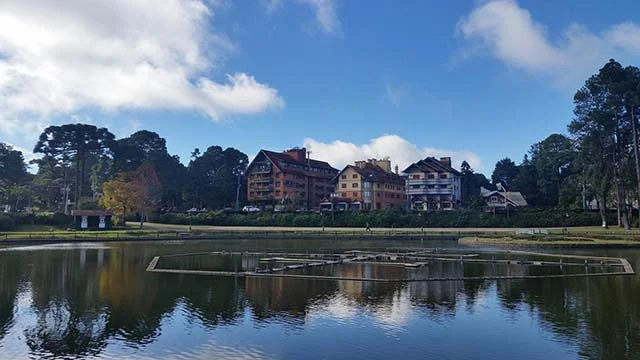Hotelaria em Abril: Diária Média e Revpar Crescem, Mas Ocupação Cai Levemente, Aponta InFOHB