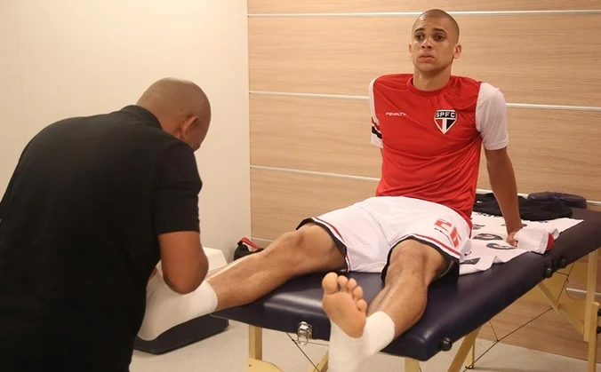 Dória rescinde com o São Paulo e renuncia dos valores presentes no contrato – Jovem Pan