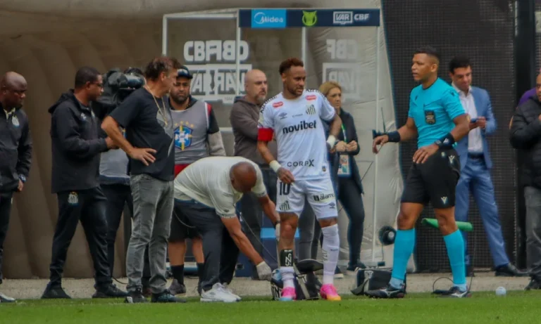 Entenda a Lesão de Neymar: Edema na Panturrilha Direita Preocupa Santos e Seleção Antes da Copa do Mundo