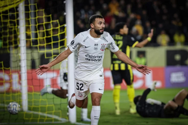 Corinthians Empata com Peñarol e Garante Liderança do Grupo E na Libertadores com Gol de Zakaria Labyad