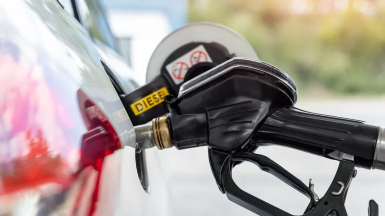 Colocou Diesel no Carro Flex por Engano? Saiba o Que Fazer Urgente Para Salvar o Motor e Evitar Prejuízos!
