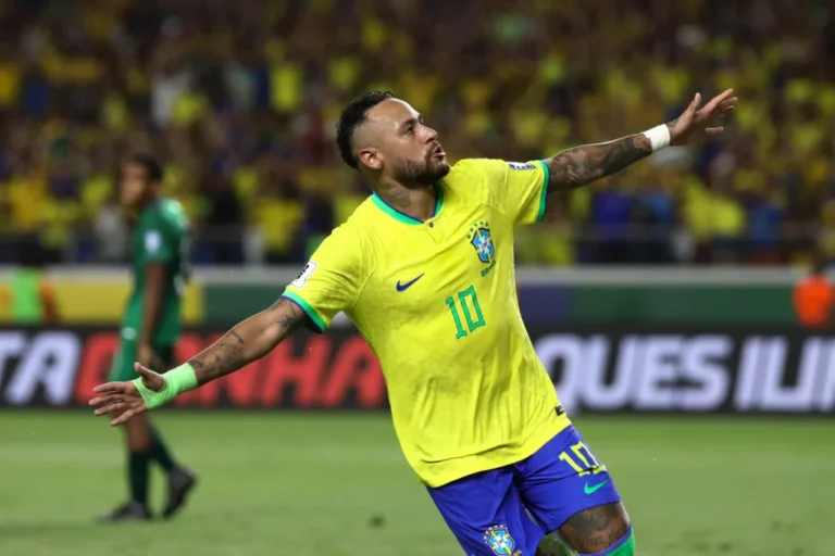 The Guardian Vê Convocação de Neymar aos 34 Anos como ‘Desespero’ do Brasil em Busca de um ‘Messi’ para a Copa do Mundo e Quebrar Jejum de 24 Anos