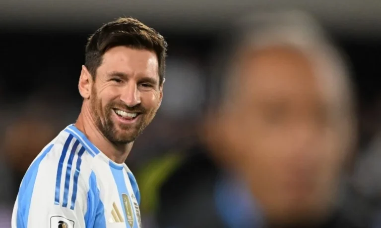 Lionel Messi Lidera Convocação da Argentina para Copa do Mundo de 2026: Scaloni Anuncia Elenco com Flaco López em Meio a Alerta de Lesão e Busca por Recordes