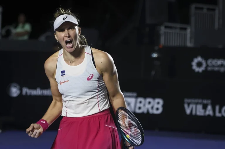 Bia Haddad Brilha em Roland Garros: Aniversariante do Dia Avança às Oitavas nas Duplas e Reage Após Desempenho em Simples