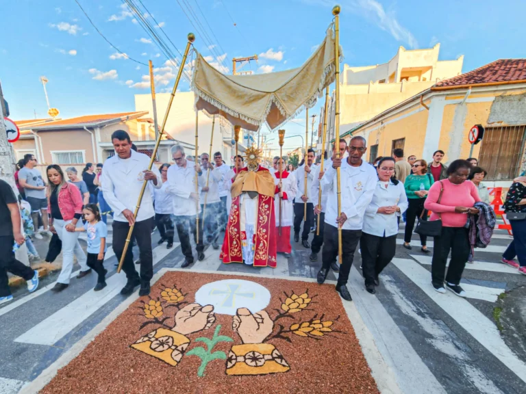 Feriado de Corpus Christi 2026: São Paulo espera 3,35 milhões de turistas e R$ 6,4 bilhões em movimentação econômica