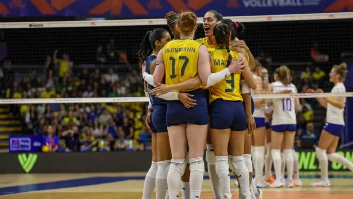 Seleção Feminina de Vôlei do Brasil Supera Holanda por 3 a 1 na Estreia da Liga das Nações com Atuações de Destaque