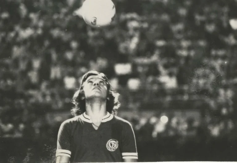 Morre Leivinha, Ídolo da Segunda Academia do Palmeiras, aos 76 Anos: Lenda Alviverde Deixa Legado de Títulos e Gols