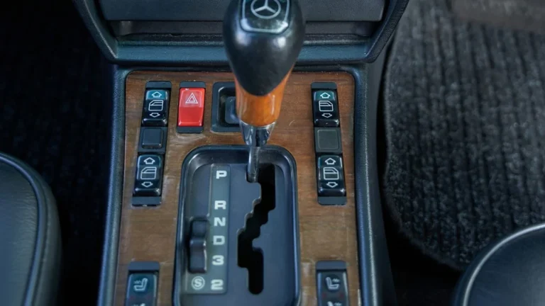 Câmbio Automático: Você usa apenas o “D”? Descubra Funções Essenciais para Economizar e Proteger seu Carro!