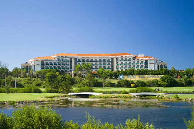 Rede Meliá deixa 15 hotéis em Cuba após sanções dos EUA e crise energética