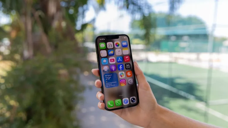 Quando Chega o Novo iOS 27 e a Poderosa Siri AI? Apple Revela Datas de Lançamento, Fases Beta e Requisitos de Compatibilidade na WWDC 2026
