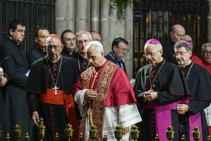 Papa Leão XIV pede perdão histórico por participação da Igreja na escravidão e critica bulas medievais