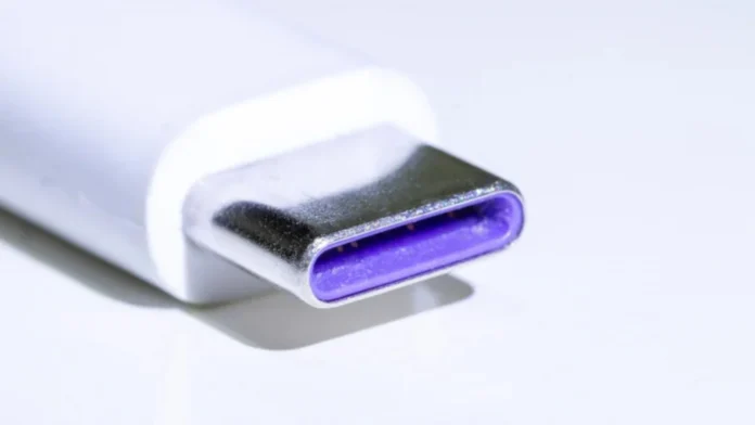 Porta USB Roxa: O Que Significa e Por Que Não é um Padrão Oficial?