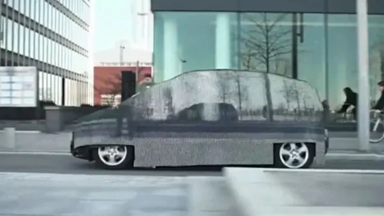 Você sabia? Mercedes-Benz surpreendeu o mundo com um carro ‘invisível’: Entenda a genial tecnologia e a estratégia por trás do F-Cell de hidrogênio