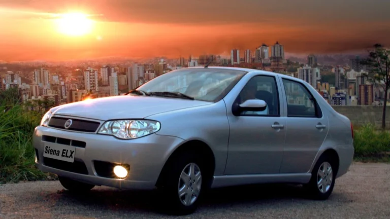 Inflação Pega Pesado: Descubra Quanto Custaria um Fiat Siena HL de 1996 nos Dias Atuais