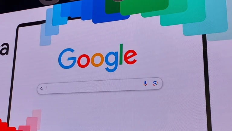 IA Desafia Domínio do Google no Brasil: Pesquisa Revela Que Brasileiros Já Usam Assistentes Para Buscar Informações