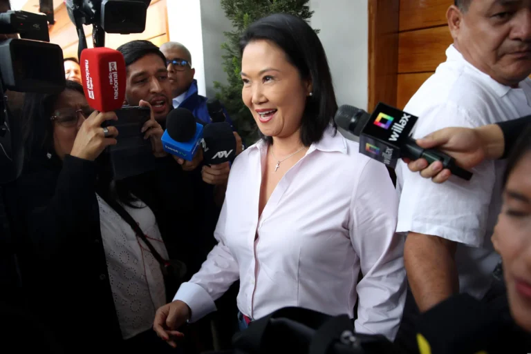 Keiko Fujimori é declarada presidente eleita do Peru após disputa acirrada e fim do processo eleitoral