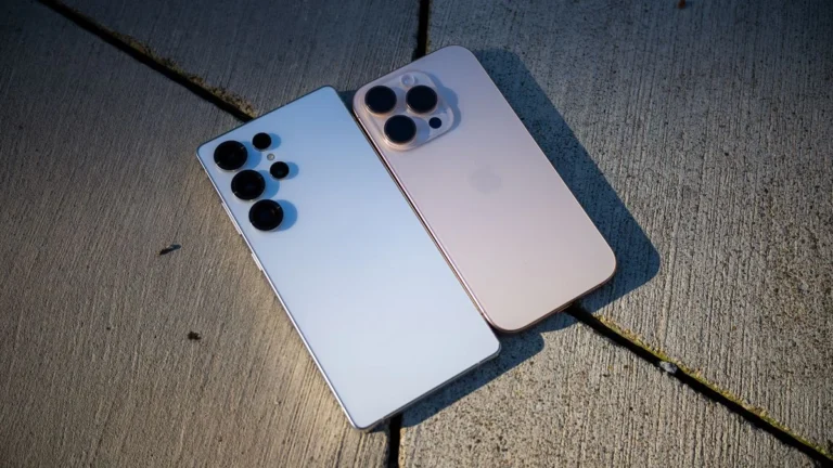 iPhone 17 Pro desafia Galaxy S26 Ultra: Apple Intelligence com Google Gemini supera Galaxy AI na edição de fotos com IA?