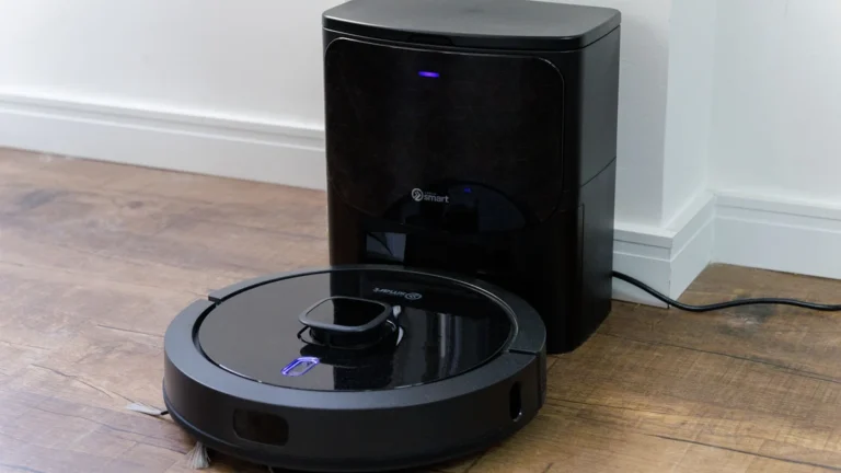 Robô Aspirador KaBuM Smart 900 com Base 2 em 1 e Mapeamento 3D Despenca para R$ 1.099 no Pix: Economize Mais de R$ 1.300