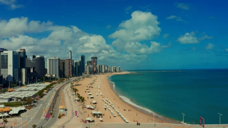 Férias de Julho: Ceará Combina Praias Paradisíacas, Cultura Rica e Lazer para Atrair Turistas em 2026