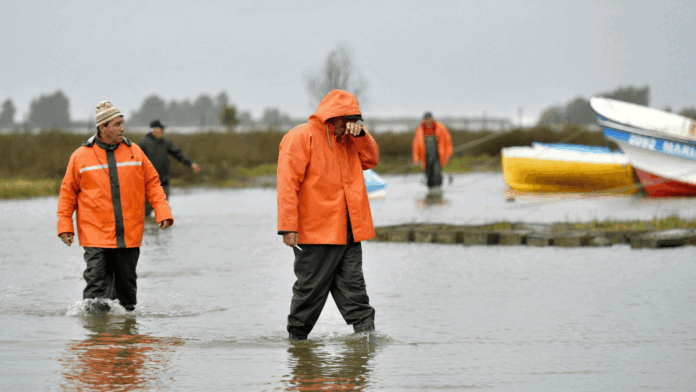 Chile em Alerta: Tempestade Deixa 4 Mortos, 1.595 Casas Destruídas e Meio Milhão Sem Luz
