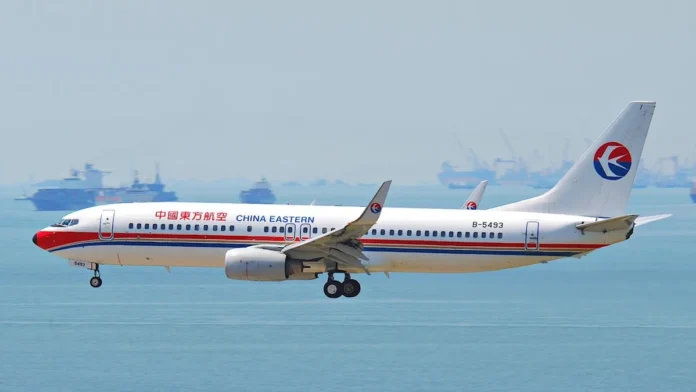 Descubra o Custo Gigantesco de Abastecer um Avião Comercial: Quanto Litros e Reais são Necessários para Boeing 737, Airbus A320 e Embraer E195-E2?