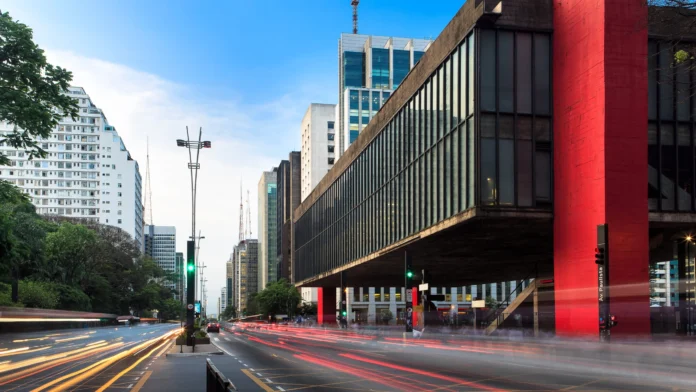 Turismo em São Paulo Atinge Recorde Histórico em Maio com Impulso do Turismo de Negócios