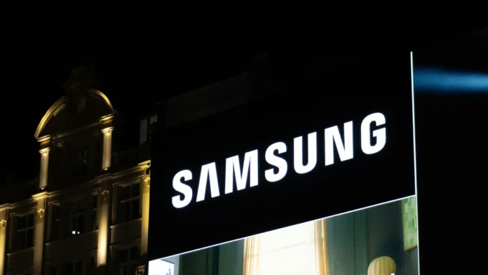 Samsung demite centenas de funcionários nos EUA às vésperas do Galaxy Unpacked: Entenda a reestruturação e o futuro dos dobráveis