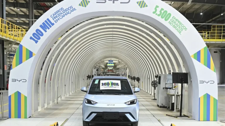 BYD Camaçari Atinge 100 Mil Carros Montados e Se Torna Gigante Fora da Ásia: Entenda a Evolução e Impacto na Bahia
