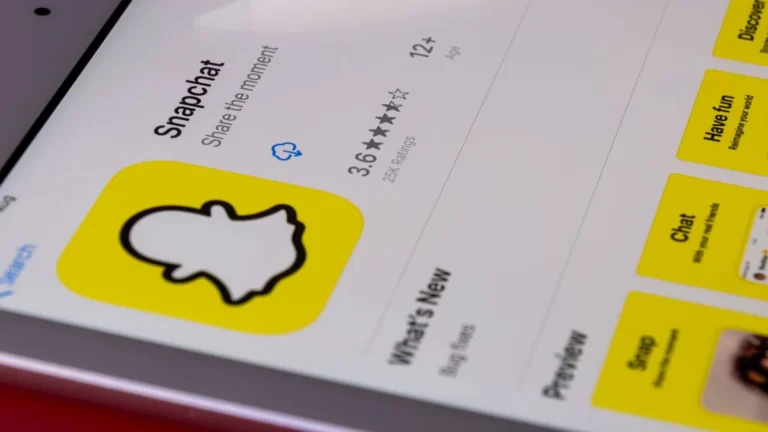 Homem é preso por invadir contas do Snapchat e roubar nudes