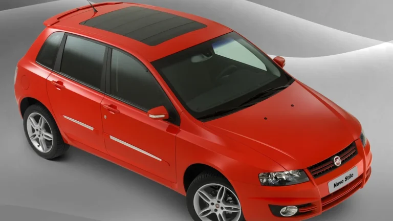 Fiat Stilo em 2026: Você Acreditaria no Preço Surreal Que o Ícone da Fiat Custaria Hoje Com a Inflação?