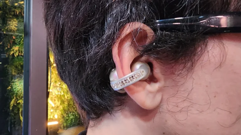 Samsung Prepara Fone de Ouvido em Formato de Brinco: Galaxy Buds On/Able Vazado Promete Revolucionar Áudio Open-Ear