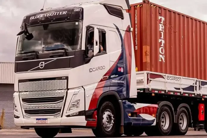 Vagas Motorista Carreteiro CNH E: iD Cargo abre oportunidades para transporte de contêineres no RS