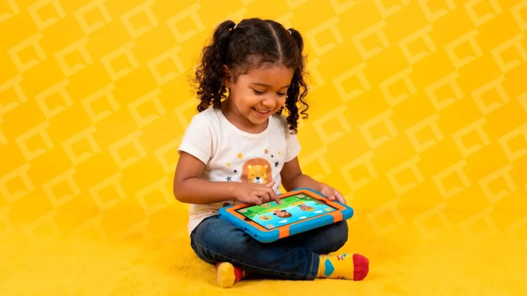 Tablet infantil ou iPad antigo: qual a melhor escolha para seu filho em 2026? Analisamos desempenho e durabilidade