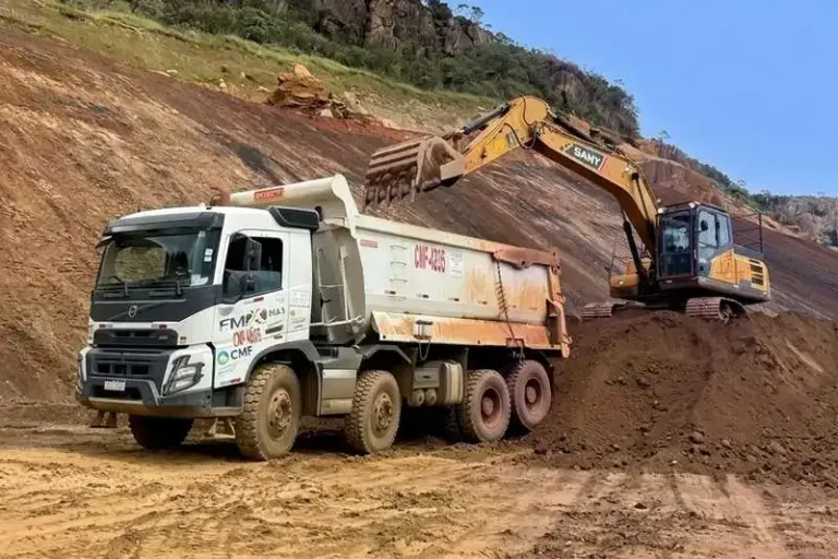 Consórcio Mina Fábrica Abre Vagas para Motoristas CNH D em Nova Lima: Oportunidade com Caminhões Traçados e Benefícios na Mineração