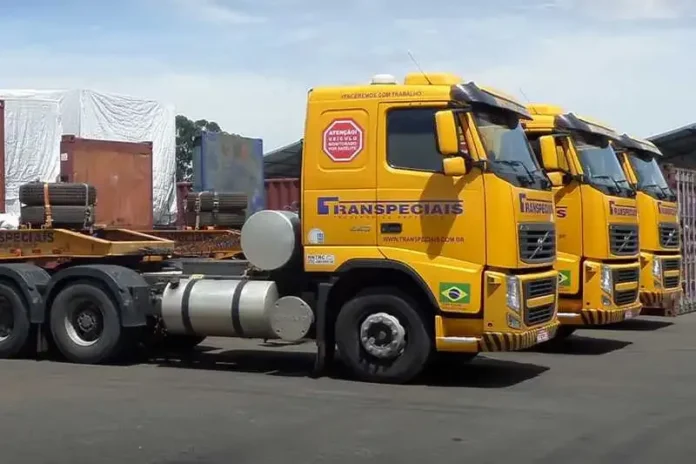 Transpeciais Abre Vagas Urgentes para Motoristas CNH D e E em Ibirité (MG) para Transporte de Cargas Indivisíveis