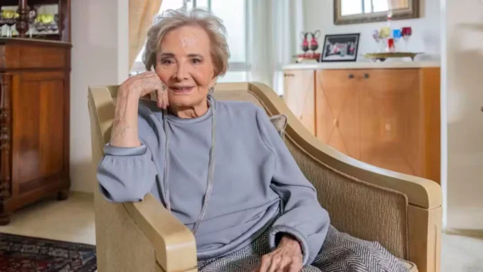 Glória Menezes, Ícone da TV Brasileira, Morre aos 91 Anos no Rio de Janeiro
