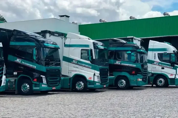 JG Transportes Abre Vagas para Motorista Carreteiro CNH E em Curitiba: Oportunidade em Empresa Tradicional do PR