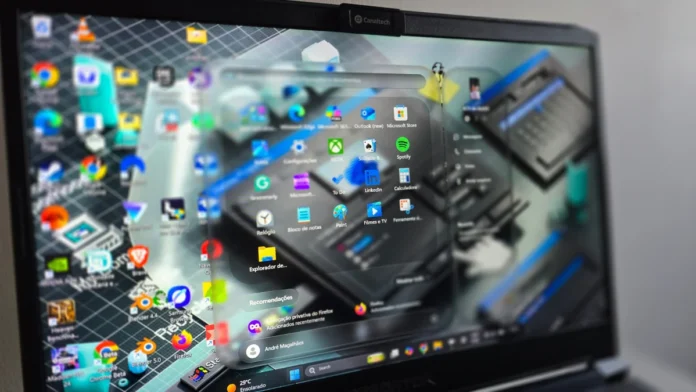 Transforme seu Windows 11: Como aplicar o efeito Liquid Glass do macOS e personalizar seu PC