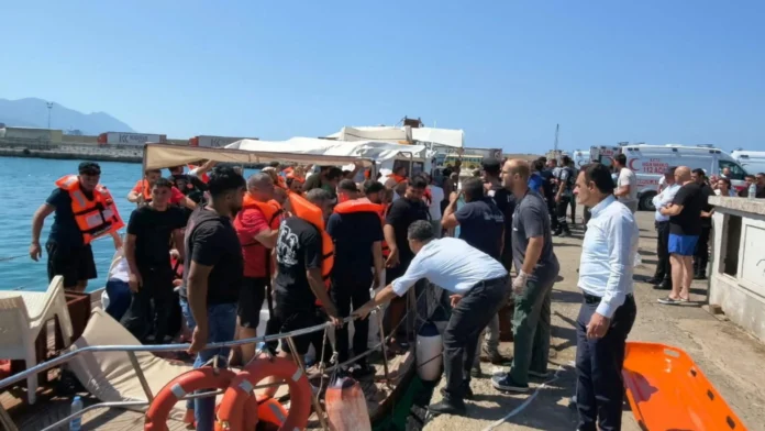 Tragédia no Mediterrâneo: Balsa vira no Chipre com 270 a bordo, deixando 8 mortos e 17 desaparecidos em naufrágio chocante