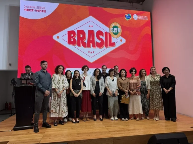 Embratur Impulsiona Turismo Brasileiro na China com Capacitação e Festival Cultural em Pequim