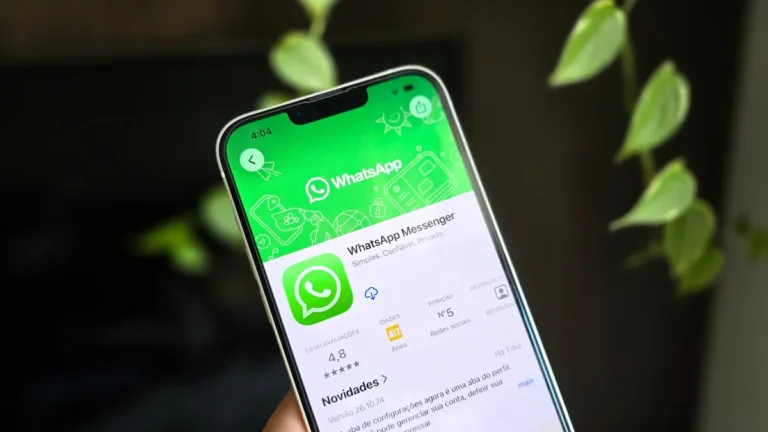 WhatsApp ganha nova interface com transparência dinâmica no iOS