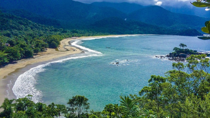 Ilhabela cobra Taxa Ambiental pela placa: Motorista tem 30 dias para evitar multa de R$100