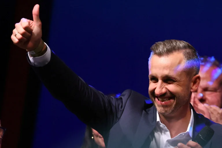 Extrema-direita AfD Obtém Vitória Histórica em Eleição Regional na Alemanha, Superando Partidos Tradicionais