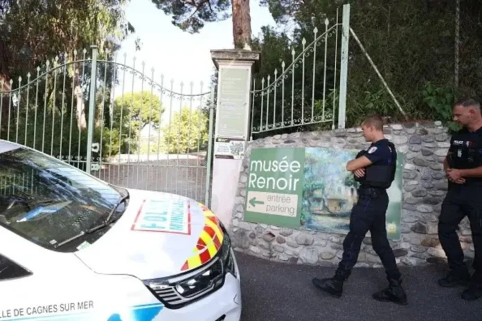 Obras de Renoir avaliadas em R$ 53 milhões são roubadas de museu no sul da França