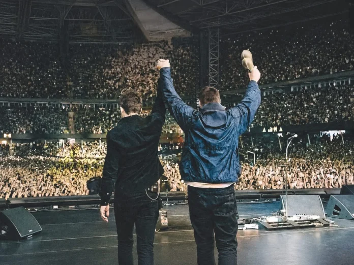 Oasis: Don't Look Back in Anger - O Filme Que Revela a Reconciliação de Liam e Noel Gallagher e o Poder Duradouro da Banda