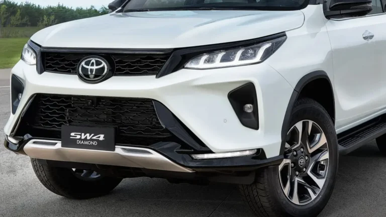 Toyota SW4 SRX Platinum tem desconto de mais de R$ 54 mil para combater avanço do SUV chinês GWM Haval H9 no Brasil